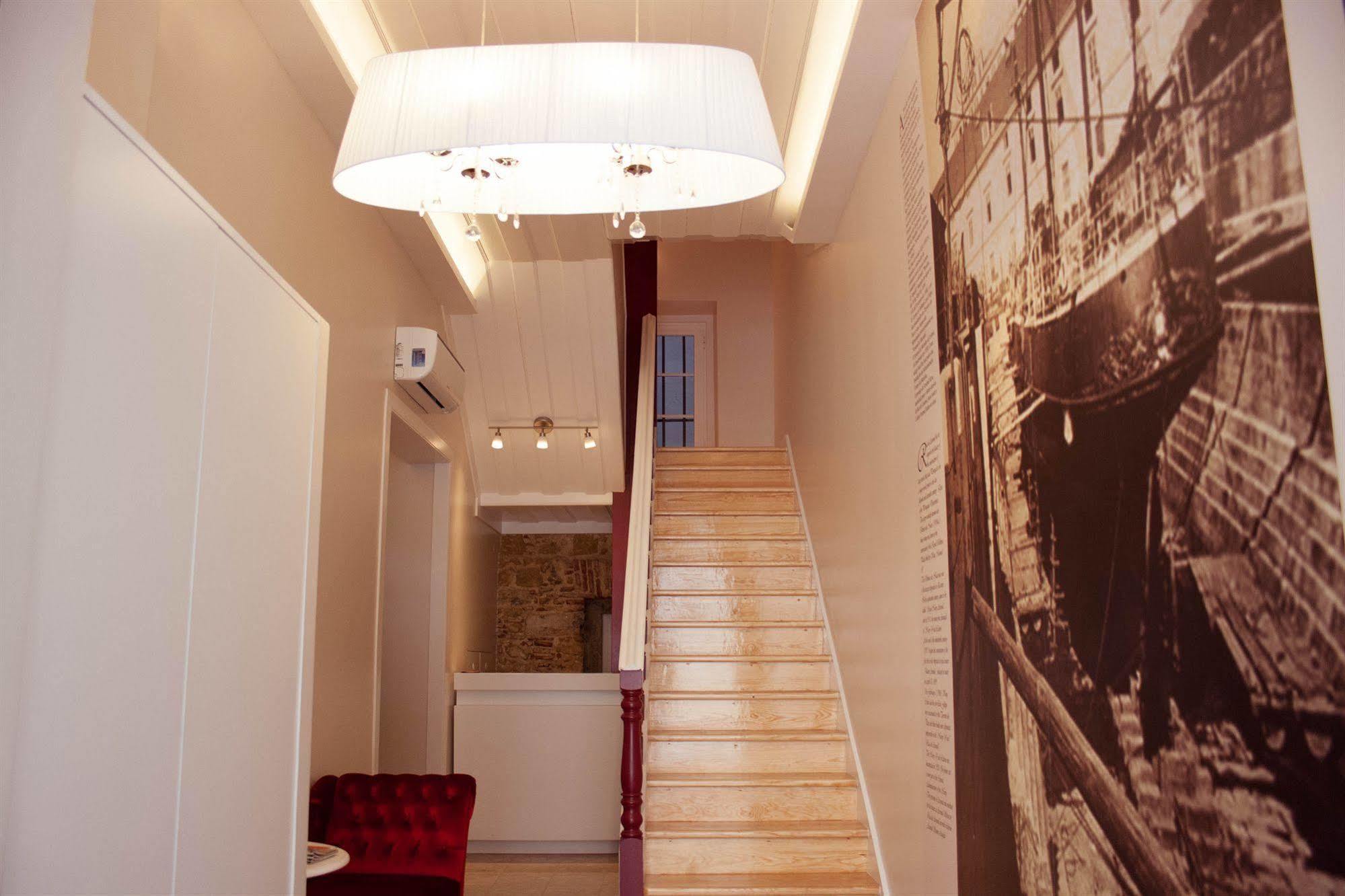 Lisbon Arsenal Suites Экстерьер фото